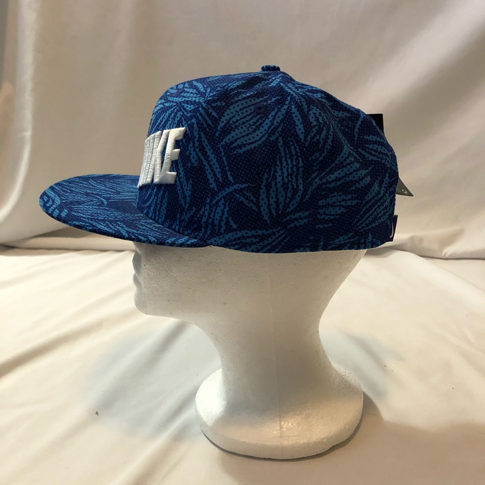 NEW Nike Adult Unisex Tropical Flat Brim Snap Back - Picture 4 of 8